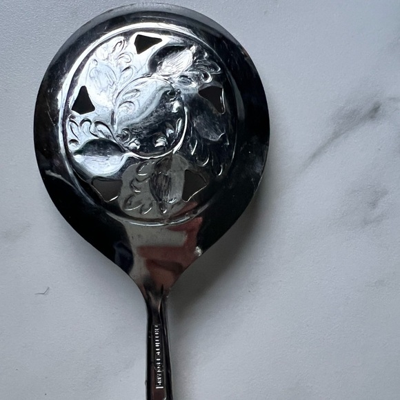 Sheffield England  Danube Porcelain Handle Slotted Onion 10” Serving Spoon - Picture 4 of 8